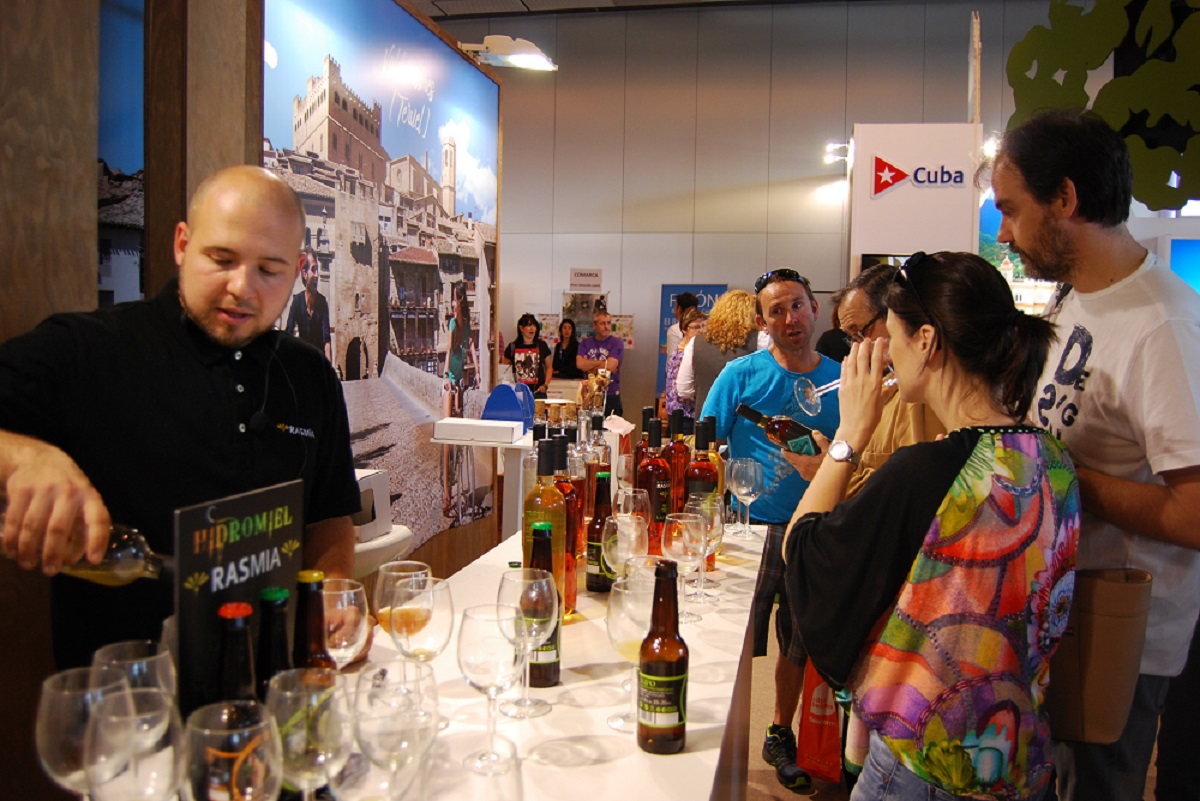 Degustaciones, Tragachicos y rutas turísticas, en Aratur 2018
